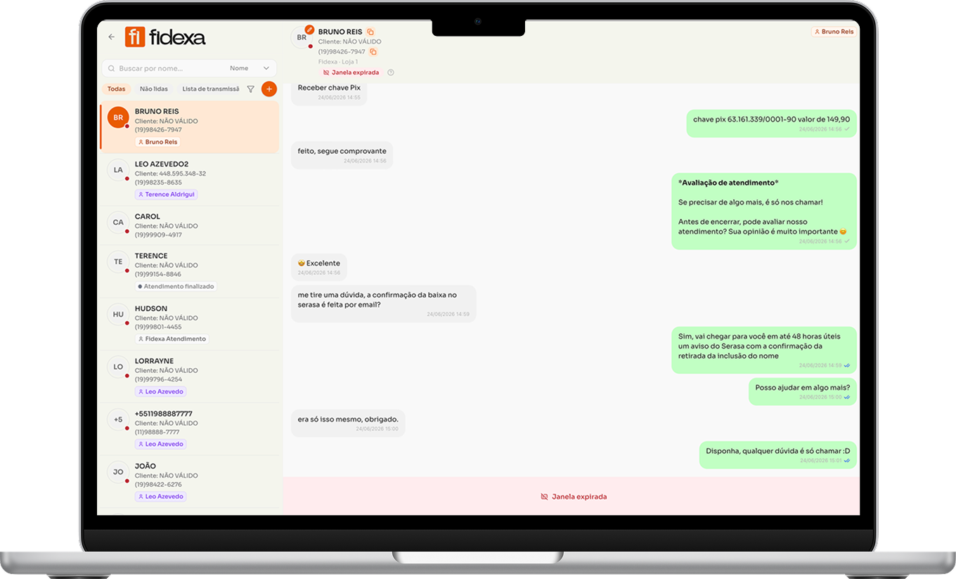 Painel da Fidexa mostrando várias lojas da rede com as conversas de cobrança via WhatsApp centralizadas